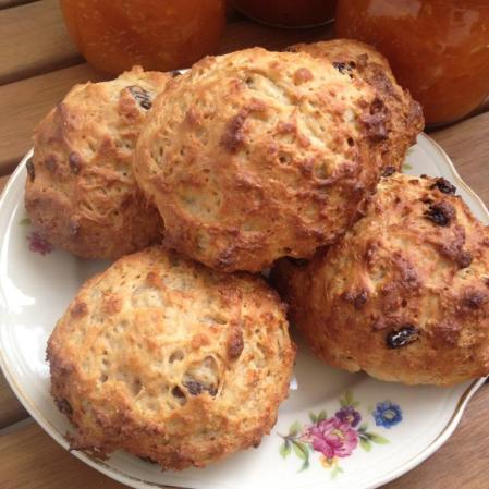 Rosinenbrötchen