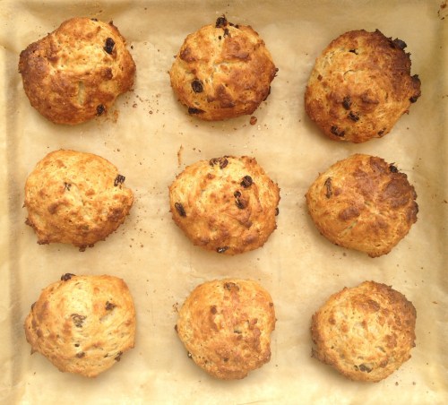 Rosinenbrötchen_Blech